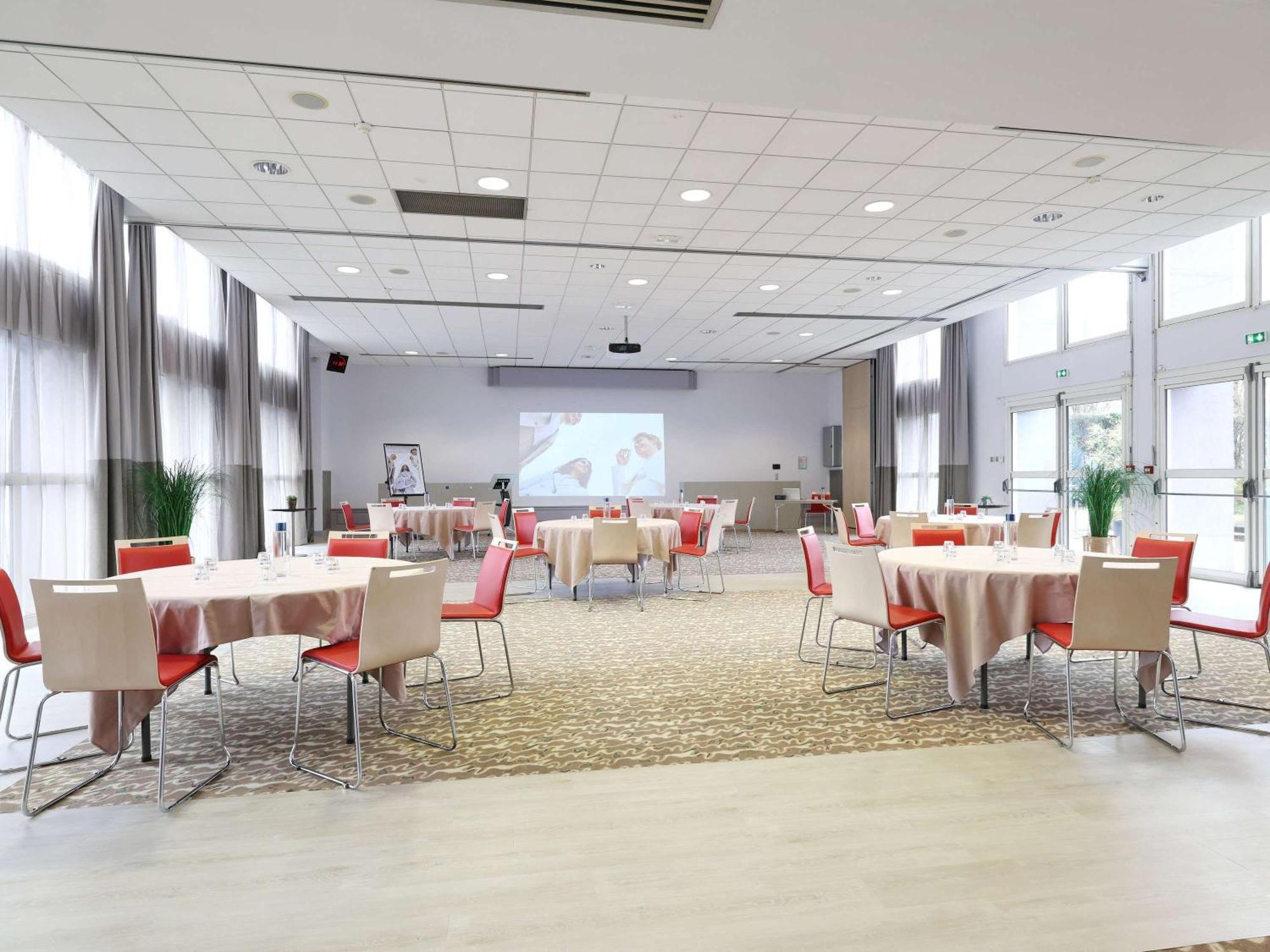 Mercure Grenoble Centre Porte Des Alpes Eksteriør billede