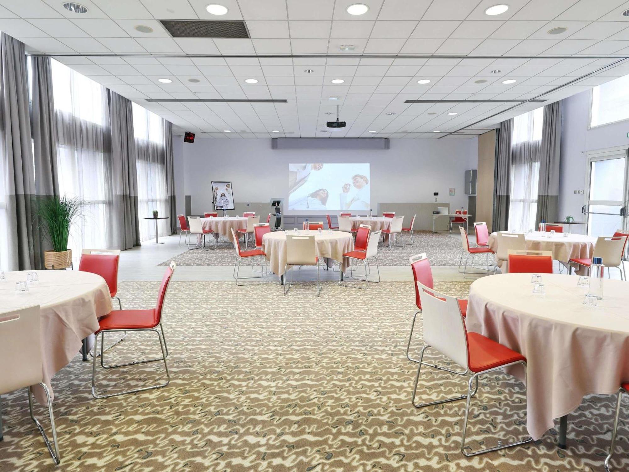 Mercure Grenoble Centre Porte Des Alpes Eksteriør billede